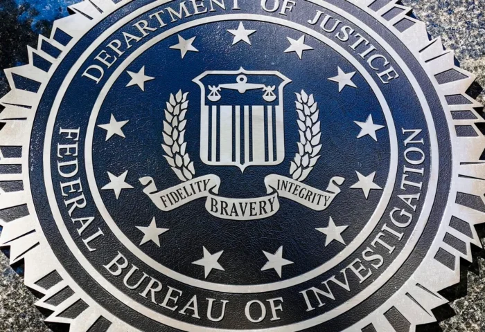 FBI Warning Smartphone Users Delete Messages